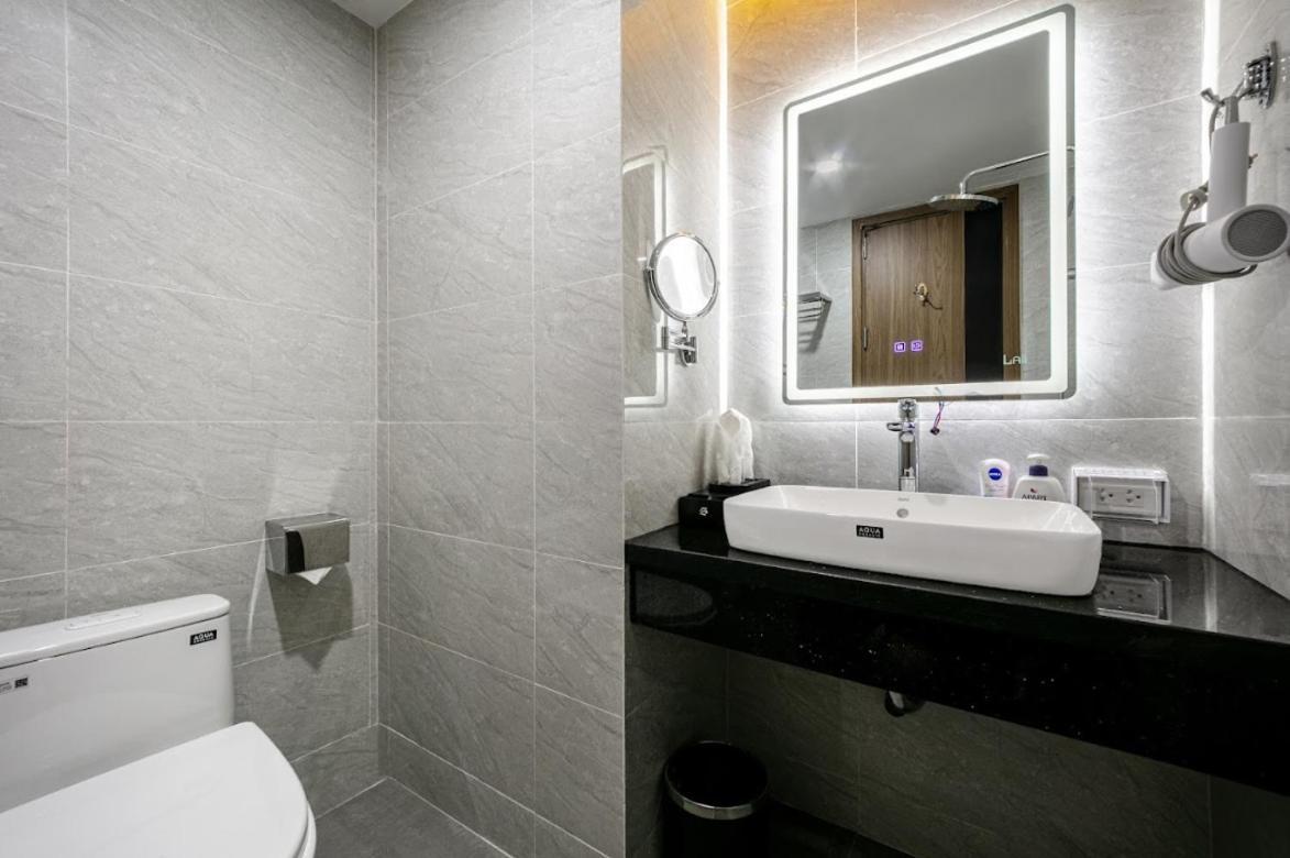 A25 Hotel - 21 Nghia Tan Hanoi Eksteriør billede