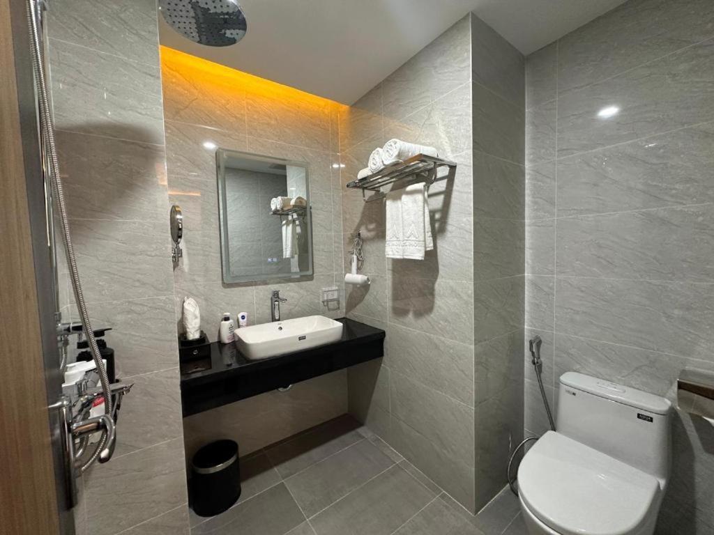 A25 Hotel - 21 Nghia Tan Hanoi Eksteriør billede